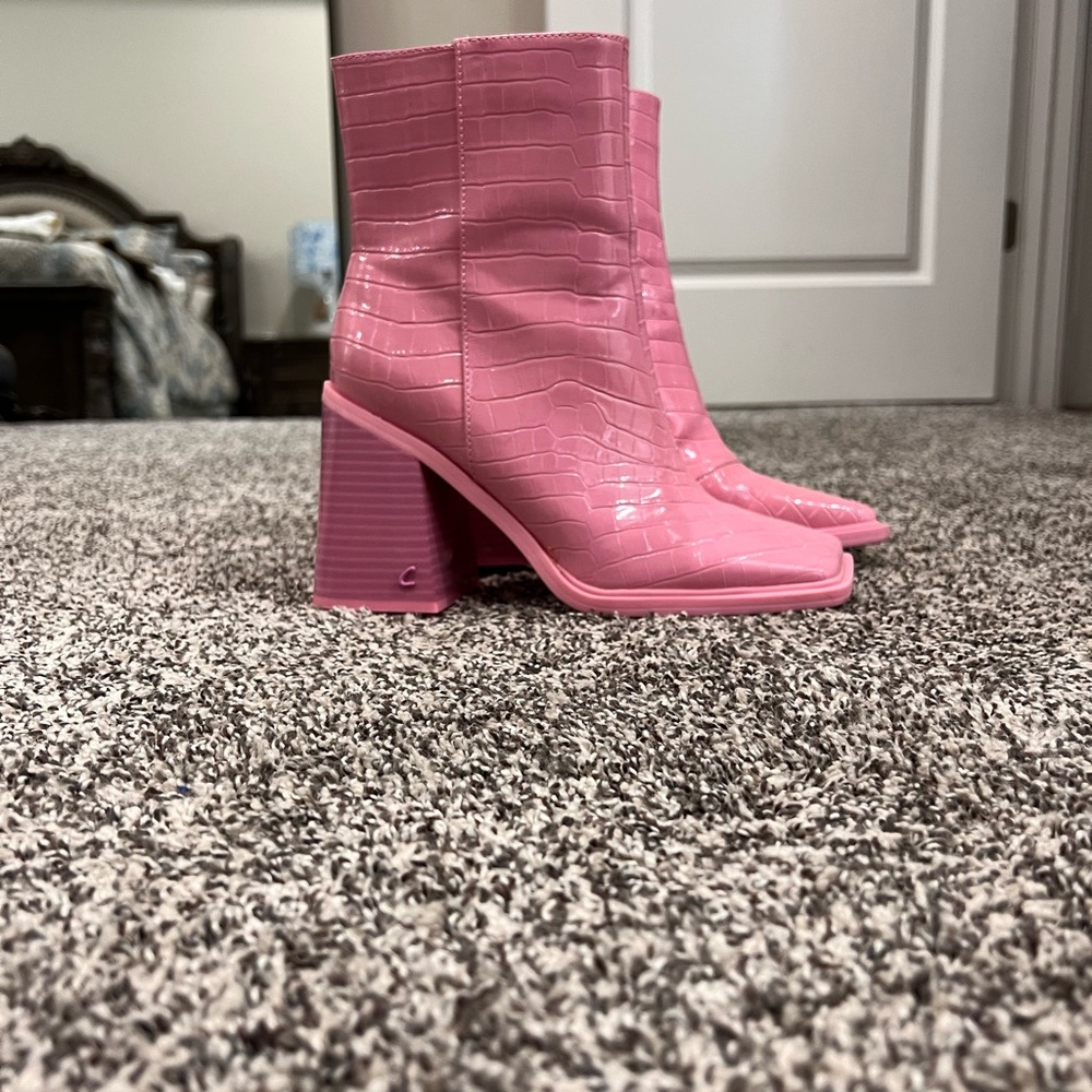 Circus by Sam Edelman Pink Heeled Boots
